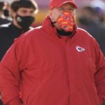 Andy Reid swears he can breathe better when his mask is soaked in clear pee